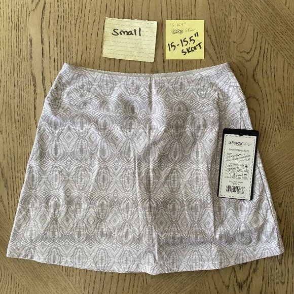Foray Golf Dresses & Skirts - Foray Women;'s Golf Skort Small